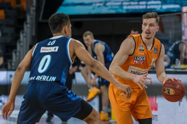 在布伦特福 在布伦特福