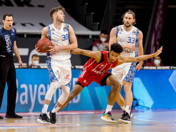 赛首战对阵 赛首战对阵