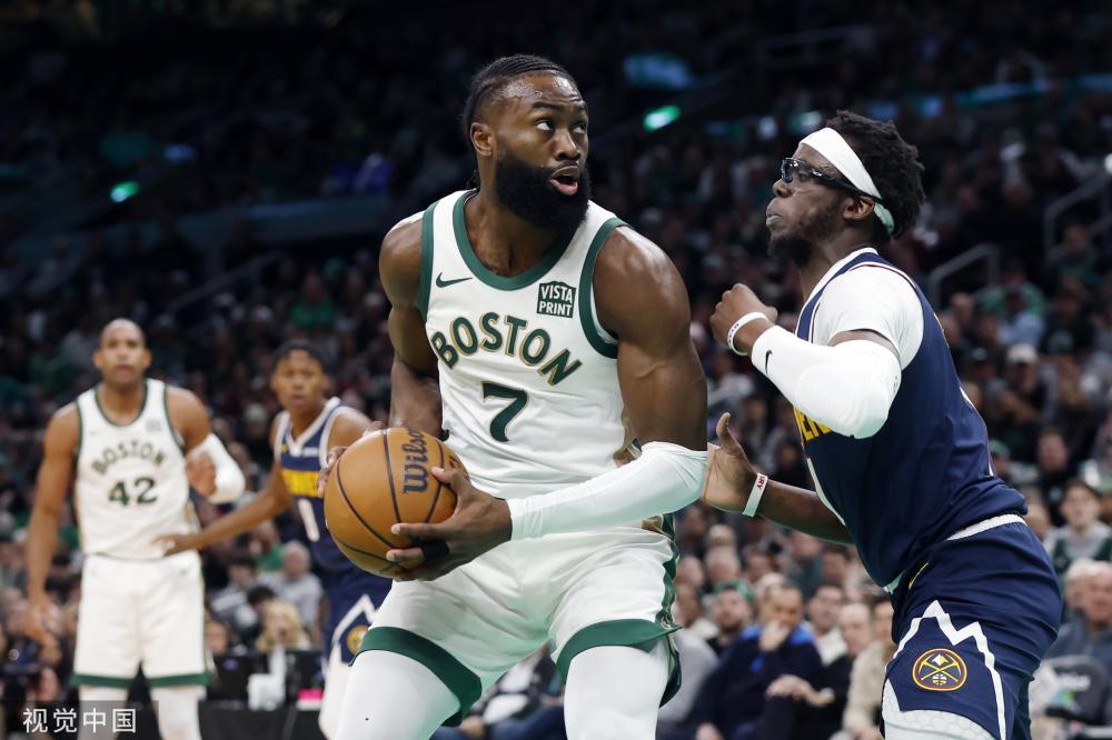 色的持球进 色的持球进